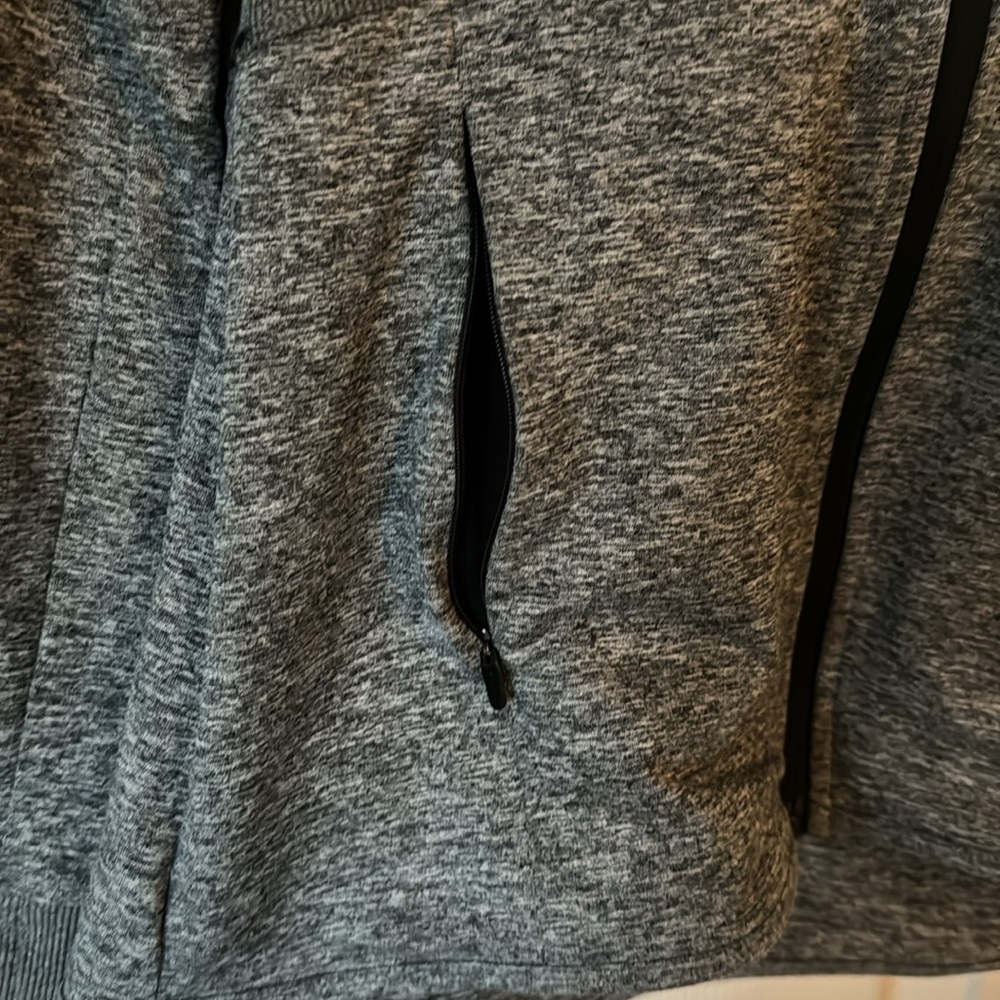 Champion C9 Gray Mixed Media Lightweight Athleisure Full Zip Jacket - Size M - Picture 4 of 7